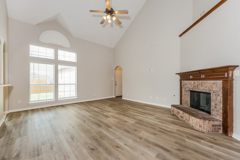 3,490/Mo, 1114 Fleming Ct Glenn Heights, TX 75154 Living Room View
