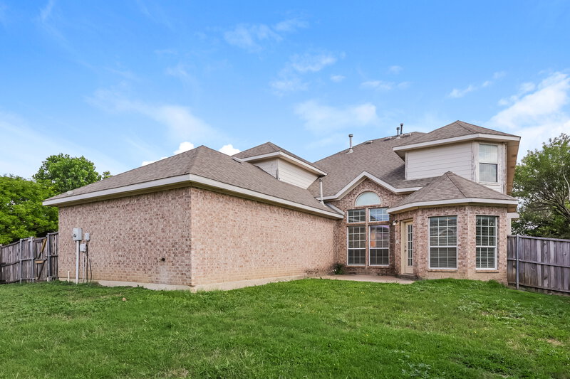 3,490/Mo, 1114 Fleming Ct Glenn Heights, TX 75154 Rear View
