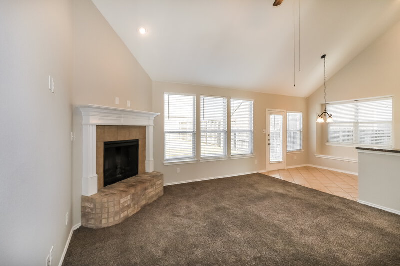2,500/Mo, 8645 Glenburne Dr Fort Worth, TX 76131 Living Room View 2