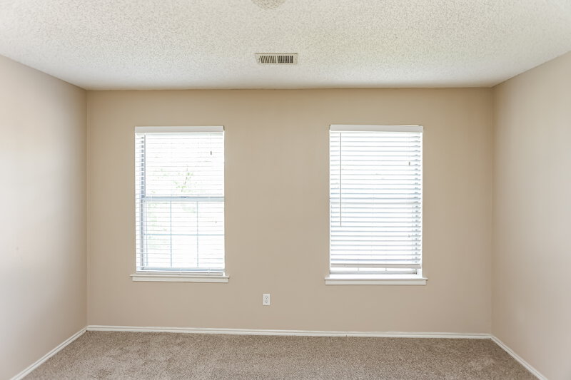 2,365/Mo, 4104 Norway Ln Grand Prairie, TX 75052 Bedroom View 2