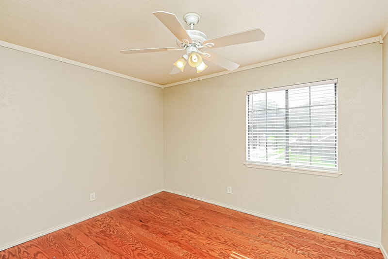 2,125/Mo, 7529 Ashwood Cir Fort Worth, TX 76123 Main Bedroom View 2