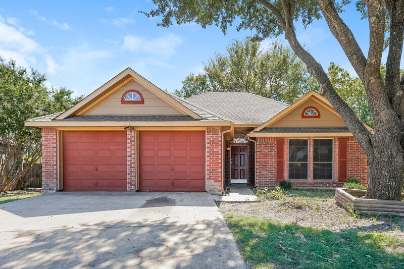 1,815/Mo, 316 Winnipeg Dr Glenn Heights, TX 75154 External View