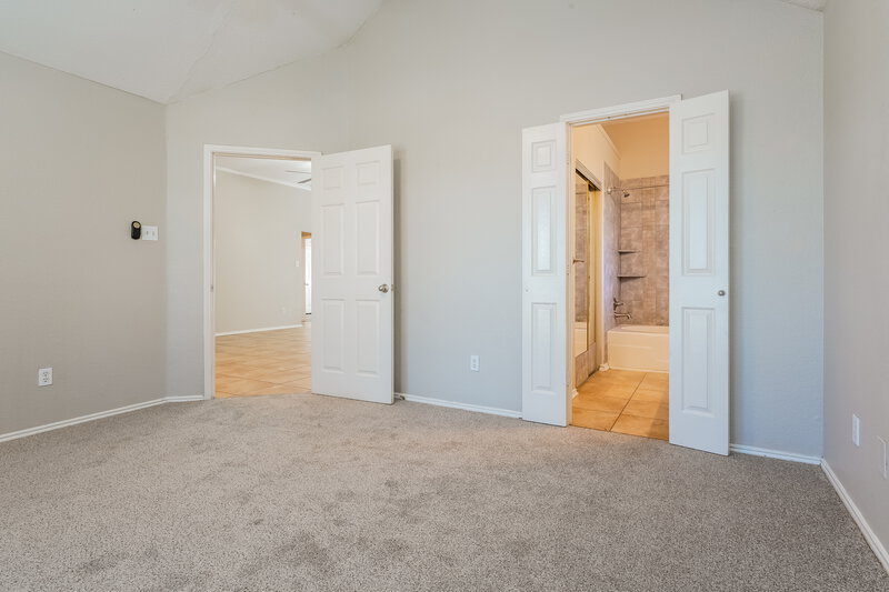 1,815/Mo, 316 Winnipeg Dr Glenn Heights, TX 75154 Main Bedroom View 2