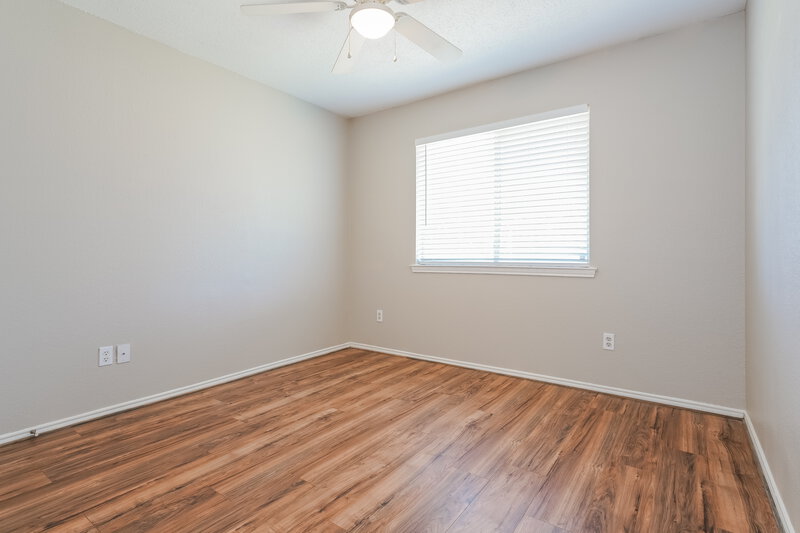 1,815/Mo, 316 Winnipeg Dr Glenn Heights, TX 75154 Bedroom View 2
