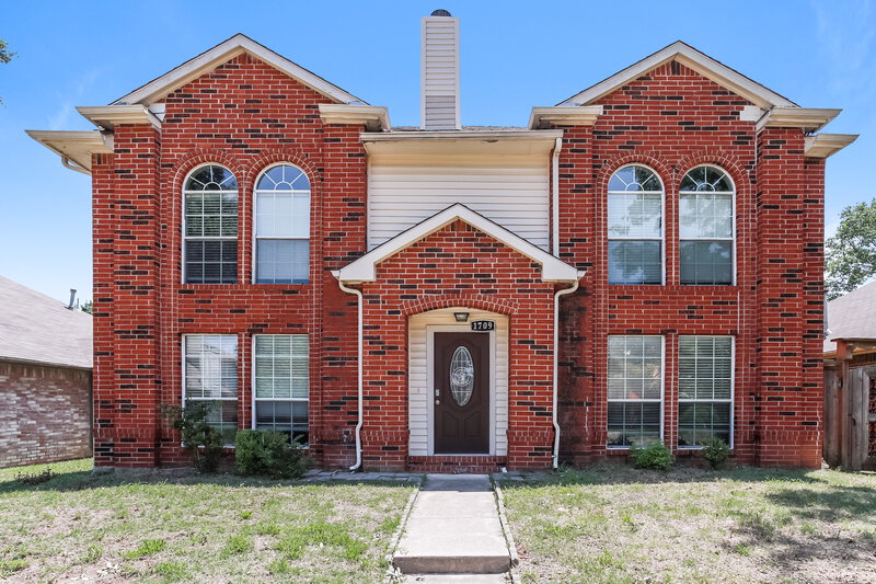 3,080/Mo, 1709 Creekpoint Dr Lewisville, TX 75067 External View