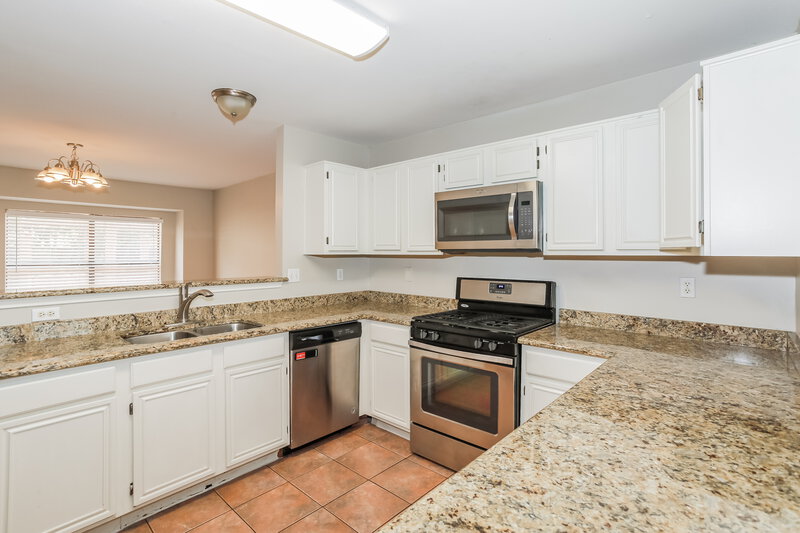 3,080/Mo, 1709 Creekpoint Dr Lewisville, TX 75067 Kitchen View