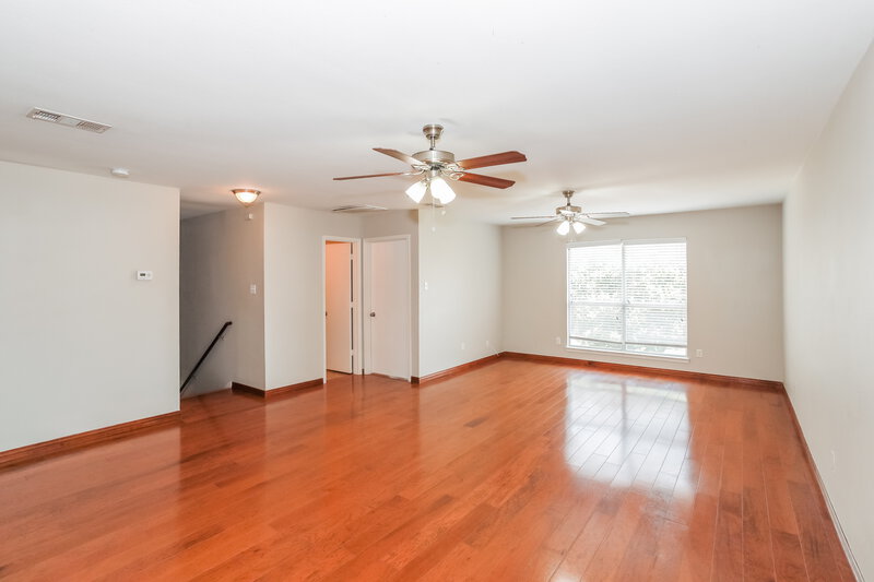 3,080/Mo, 1709 Creekpoint Dr Lewisville, TX 75067 Loft View