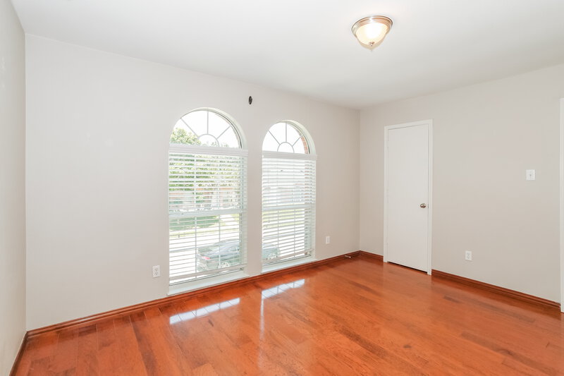 3,080/Mo, 1709 Creekpoint Dr Lewisville, TX 75067 Bedroom View 2