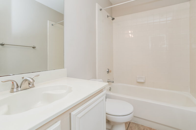 3,080/Mo, 1709 Creekpoint Dr Lewisville, TX 75067 Bathroom View