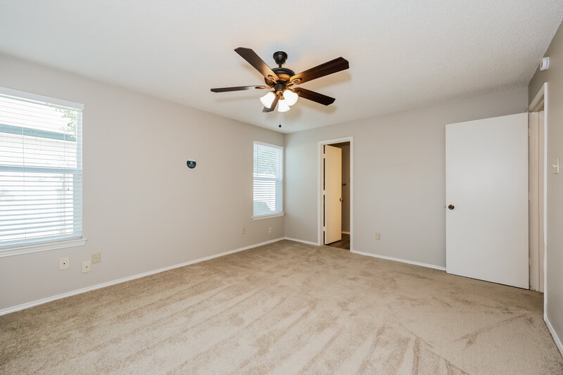 2,325/Mo, 1012 Canary Ln Mansfield, TX 76063 Main Bedroom View 2
