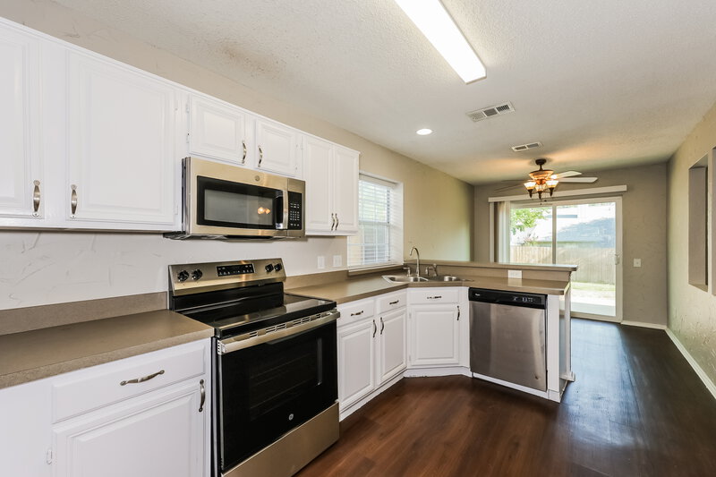 2,505/Mo, 3229 Kathy Ln Fort Worth, TX 76123 Kitchen View