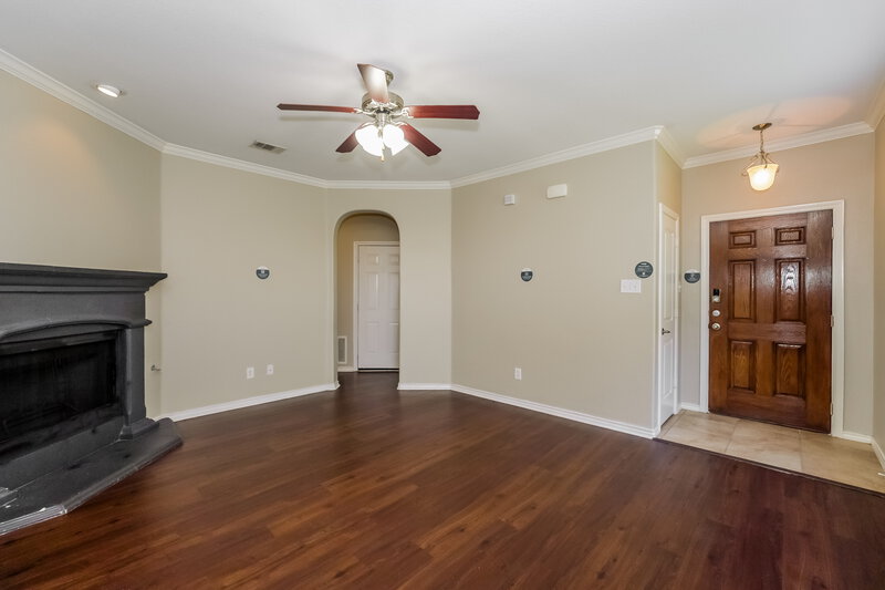 2,075/Mo, 14324 Snaffle Bit Trl Haslet, TX 76052 Living Room View 2