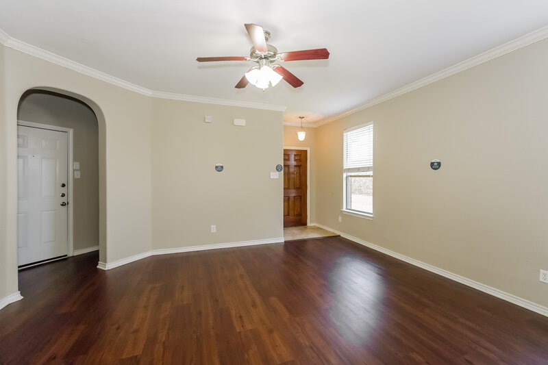 2,075/Mo, 14324 Snaffle Bit Trl Haslet, TX 76052 Living Room View 4
