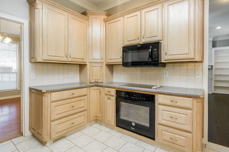2,705/Mo, 4004 Morris Ln Arlington, TX 76016 Kitchen View 2