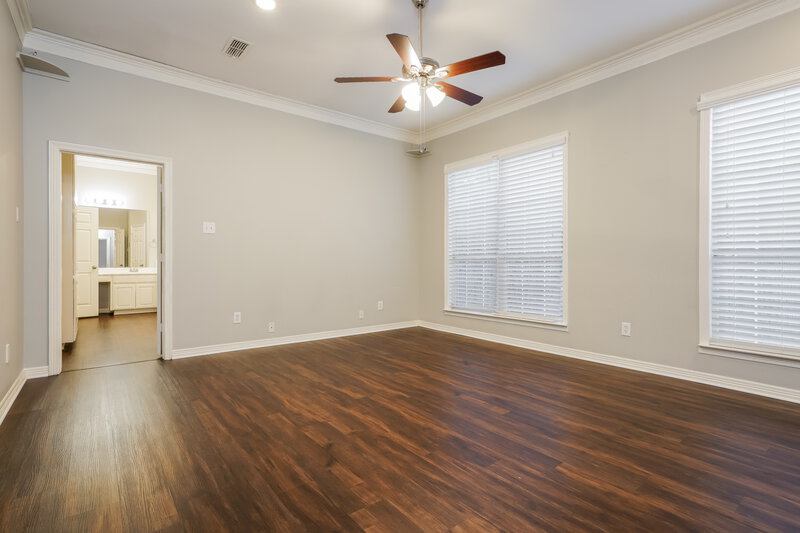 2,705/Mo, 4004 Morris Ln Arlington, TX 76016 Main Bedroom View 2