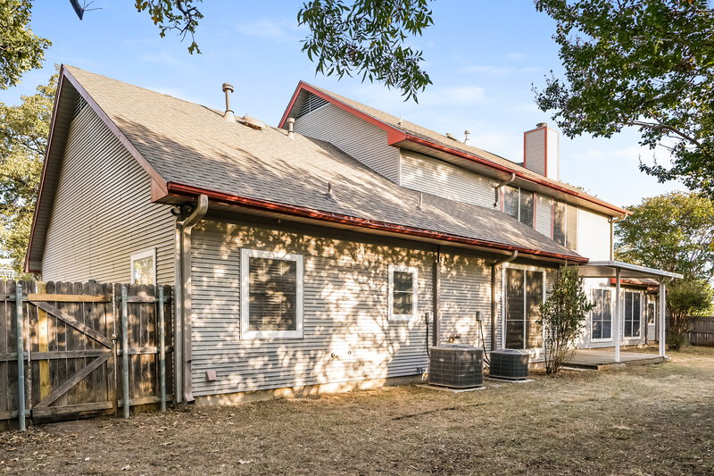 2,705/Mo, 4004 Morris Ln Arlington, TX 76016 Rear View