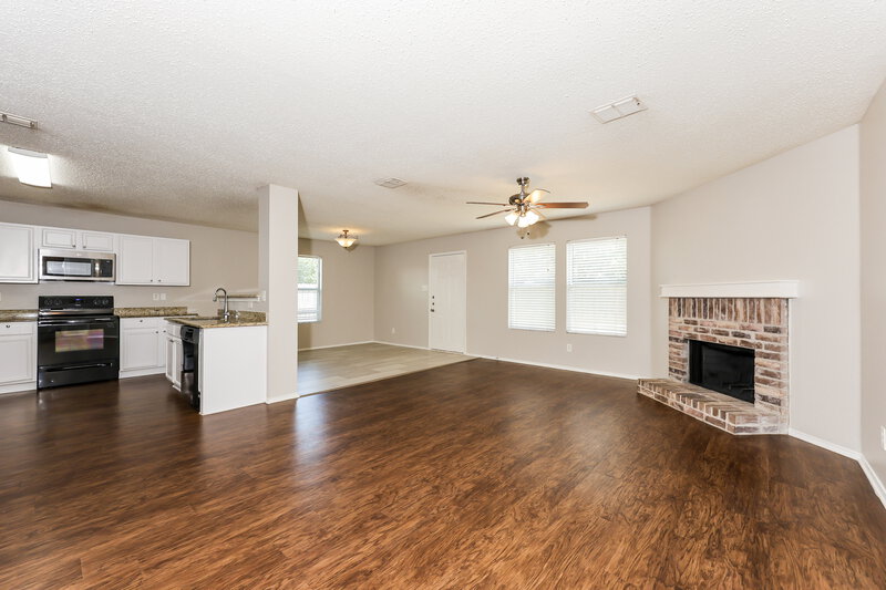 3,125/Mo, 2956 Santa Sabina Dr Grand Prairie, TX 75052 Living Room View 2