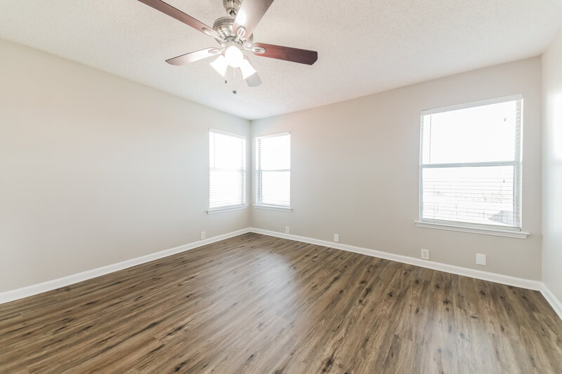 2,655/Mo, 7107 Dublin Ct Arlington, TX 76002 Main Bedroom View 2