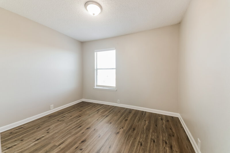 2,655/Mo, 7107 Dublin Ct Arlington, TX 76002 Bedroom View