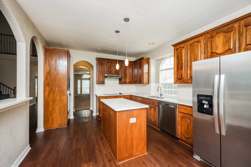 3,800/Mo, 100 Silverwood Dr Mansfield, TX 76063 Kitchen View