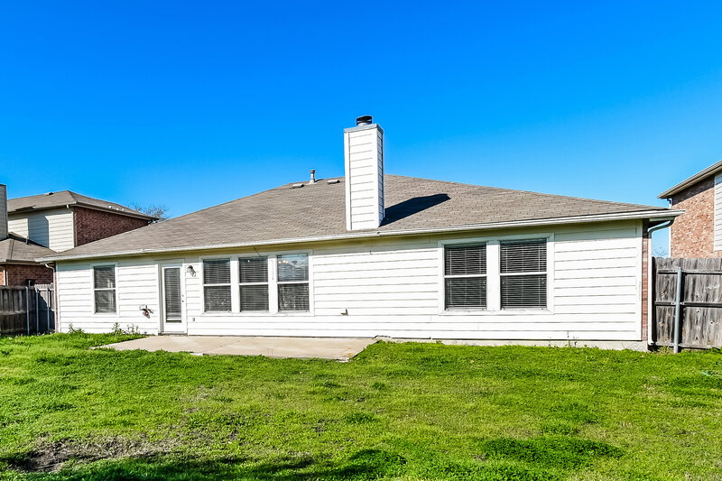 2,045/Mo, 2010 Preston Trl Forney, TX 75126 Rear View