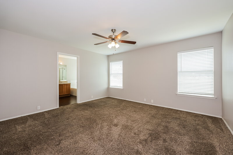 2,480/Mo, 1612 Desperado Rd Fort Worth, TX 76131 Main Bedroom View