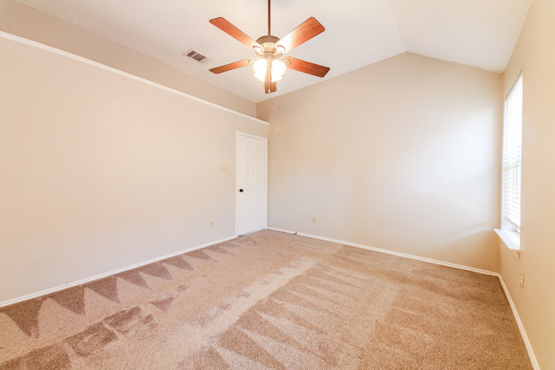 1,850/Mo, 2413 Ithaca Dr Mesquite, TX 75181 Main Bedroom View 2