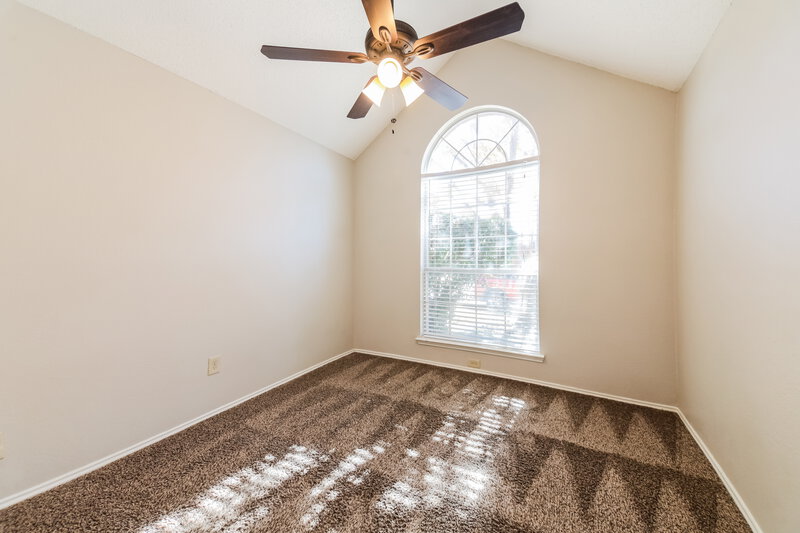 1,850/Mo, 2413 Ithaca Dr Mesquite, TX 75181 Bedroom View 2