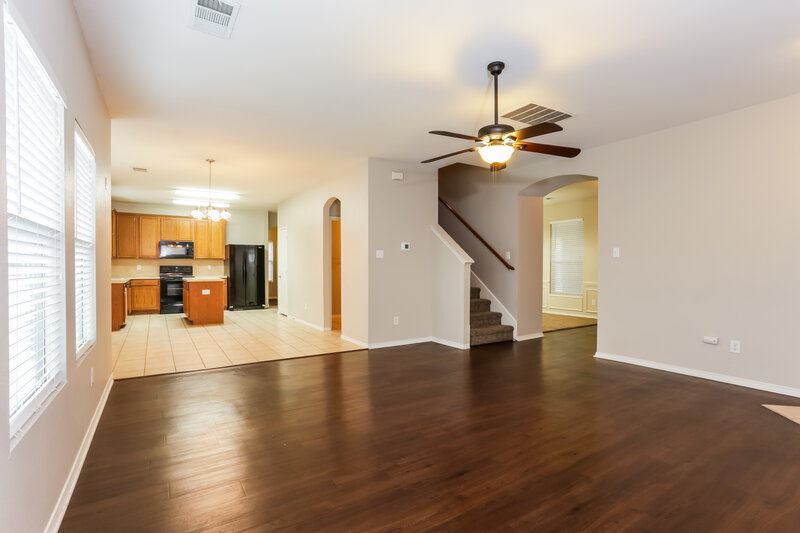 2,385/Mo, 808 Forest Grove Ln Crowley, TX 76036 Living Room View 2