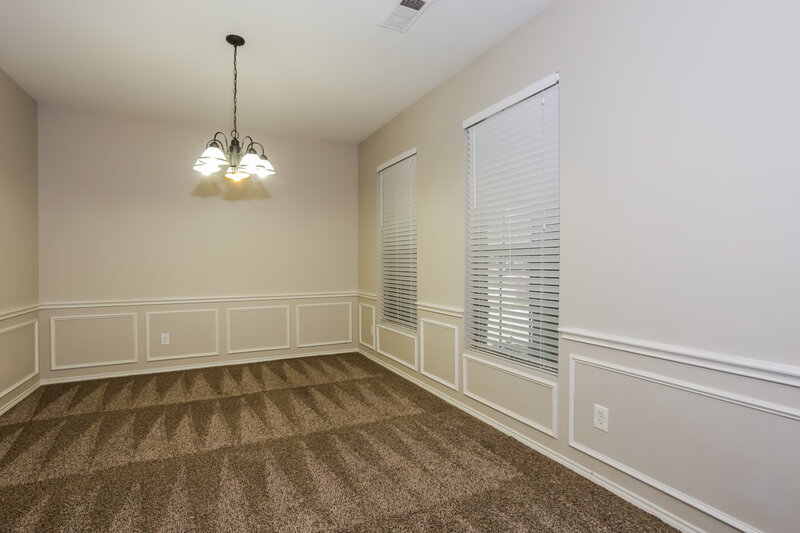2,385/Mo, 808 Forest Grove Ln Crowley, TX 76036 Dining Room View