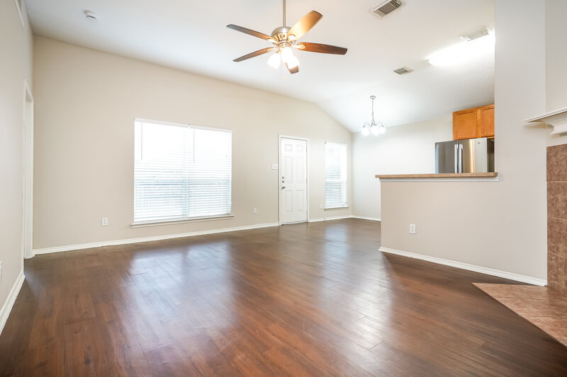 1,850/Mo, 6552 Manitoba St Fort Worth, TX 76179 Living Room View 2