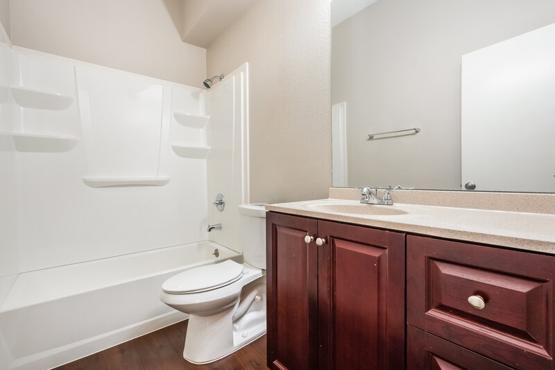 1,850/Mo, 6552 Manitoba St Fort Worth, TX 76179 Bathroom View