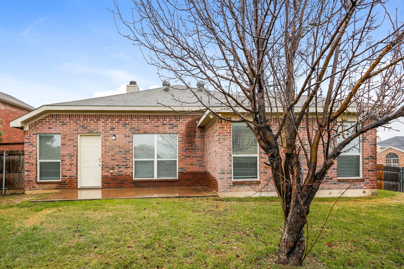1,850/Mo, 6552 Manitoba St Fort Worth, TX 76179 Rear View