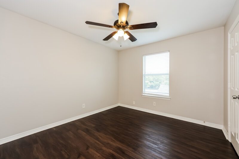 2,440/Mo, 3004 Lawndale Dr Lancaster, TX 75134 Bedroom View 2
