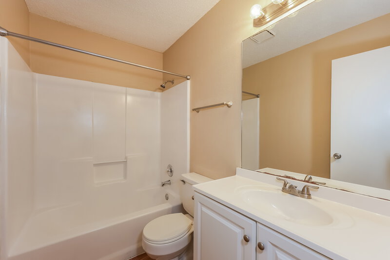 2,225/Mo, 1125 Hidden Creek Dr Mansfield, TX 76063 Bathroom View