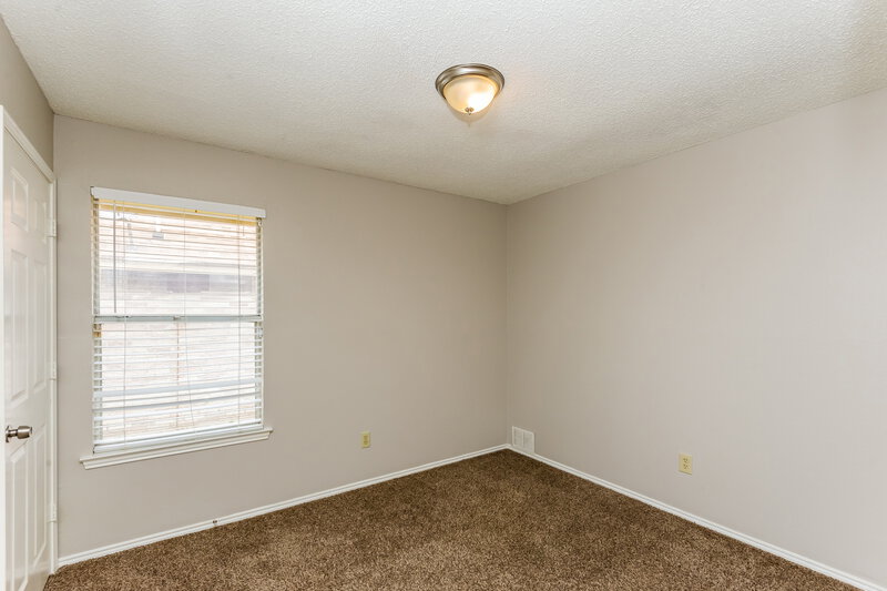 2,115/Mo, 6312 S Chesterfield Dr Fort Worth, TX 76179 Bedroom View