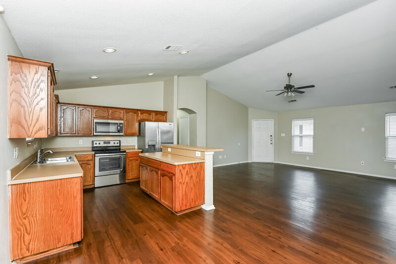 1,955/Mo, 1144 Browntop St Crowley, TX 76036 Dining Room View