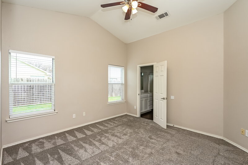 1,955/Mo, 1144 Browntop St Crowley, TX 76036 Main Bedroom View