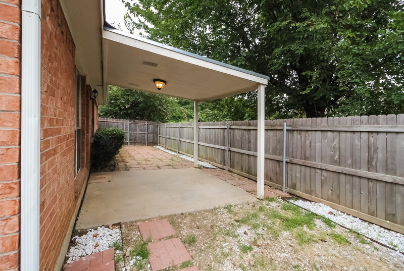 2,125/Mo, 5604 Northstar Ln Arlington, TX 76017 Rear Viewlarge View 2