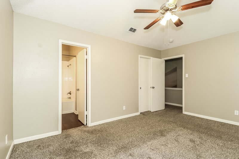 2,525/Mo, 4345 Presto Cir Grand Prairie, TX 75052 Main Bedroom View 2