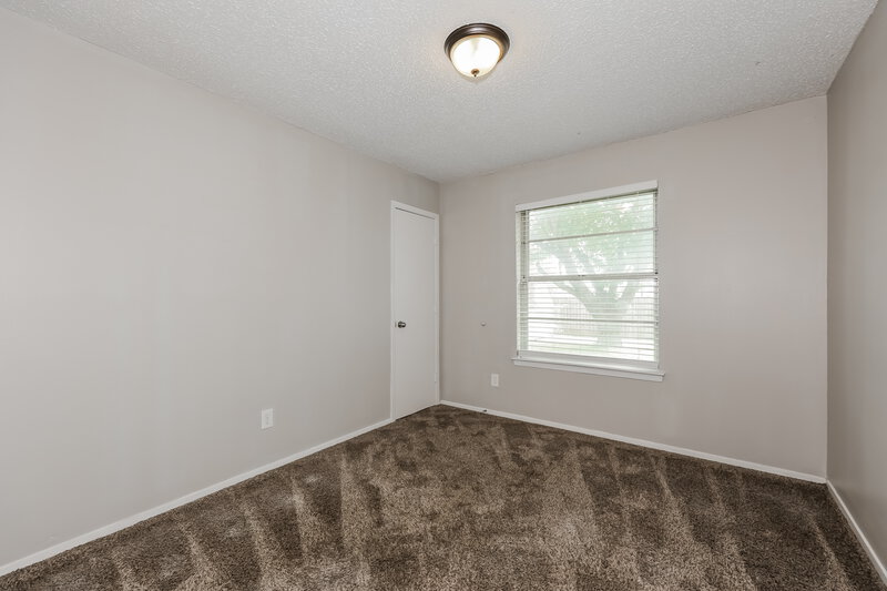 2,000/Mo, 517 Parkview Dr Burleson, TX 76028 Bedroom View