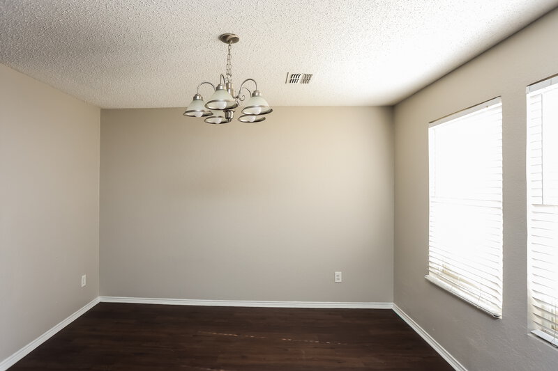 2,090/Mo, 8748 Stonebriar Ln Fort Worth, TX 76123 Dining Room View