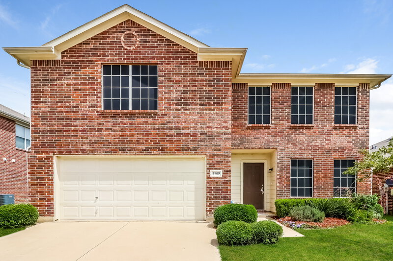 2,625/Mo, 4909 Meadow Trails Dr Fort Worth, TX 76244 External View