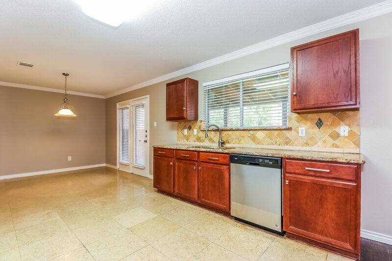 2,625/Mo, 4909 Meadow Trails Dr Fort Worth, TX 76244 Kitchen View