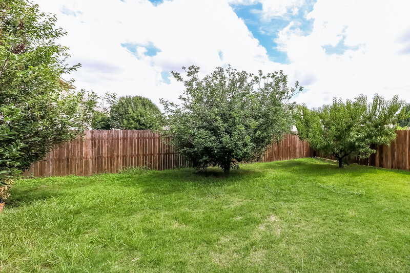 2,625/Mo, 4909 Meadow Trails Dr Fort Worth, TX 76244 Exterior View