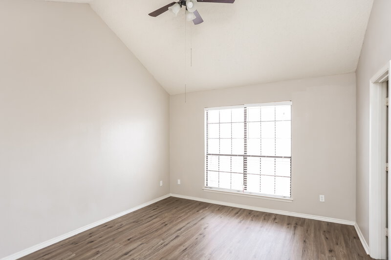 2,455/Mo, 6001 Farmingdale Dr Arlington, TX 76001 Main Bedroom View
