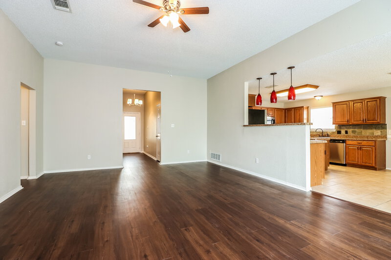 2,445/Mo, 3974 Colorado Springs Dr Fort Worth, TX 76123 Living Room View