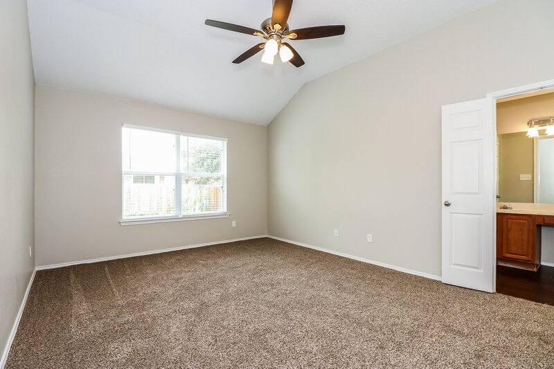 2,445/Mo, 3974 Colorado Springs Dr Fort Worth, TX 76123 Master Bedroom View 2