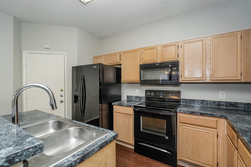 1,920/Mo, 903 Crestwood Dr Cedar Hill, TX 75104 Kitchen View