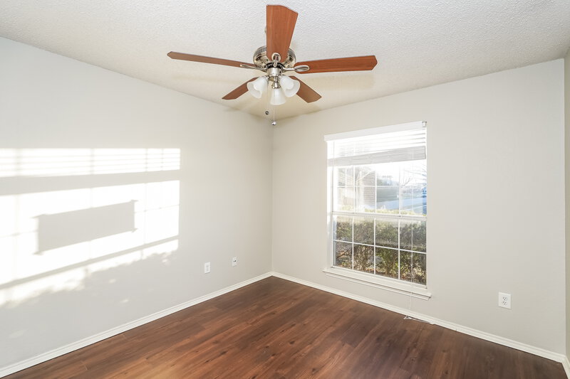 1,920/Mo, 903 Crestwood Dr Cedar Hill, TX 75104 Bedroom View